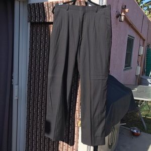 Kenneth Cole Reaction gray pin-striped dress pants 32X32